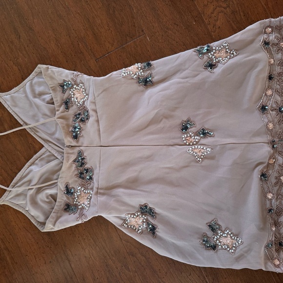 Beaded Party dress - Picture 3 of 6